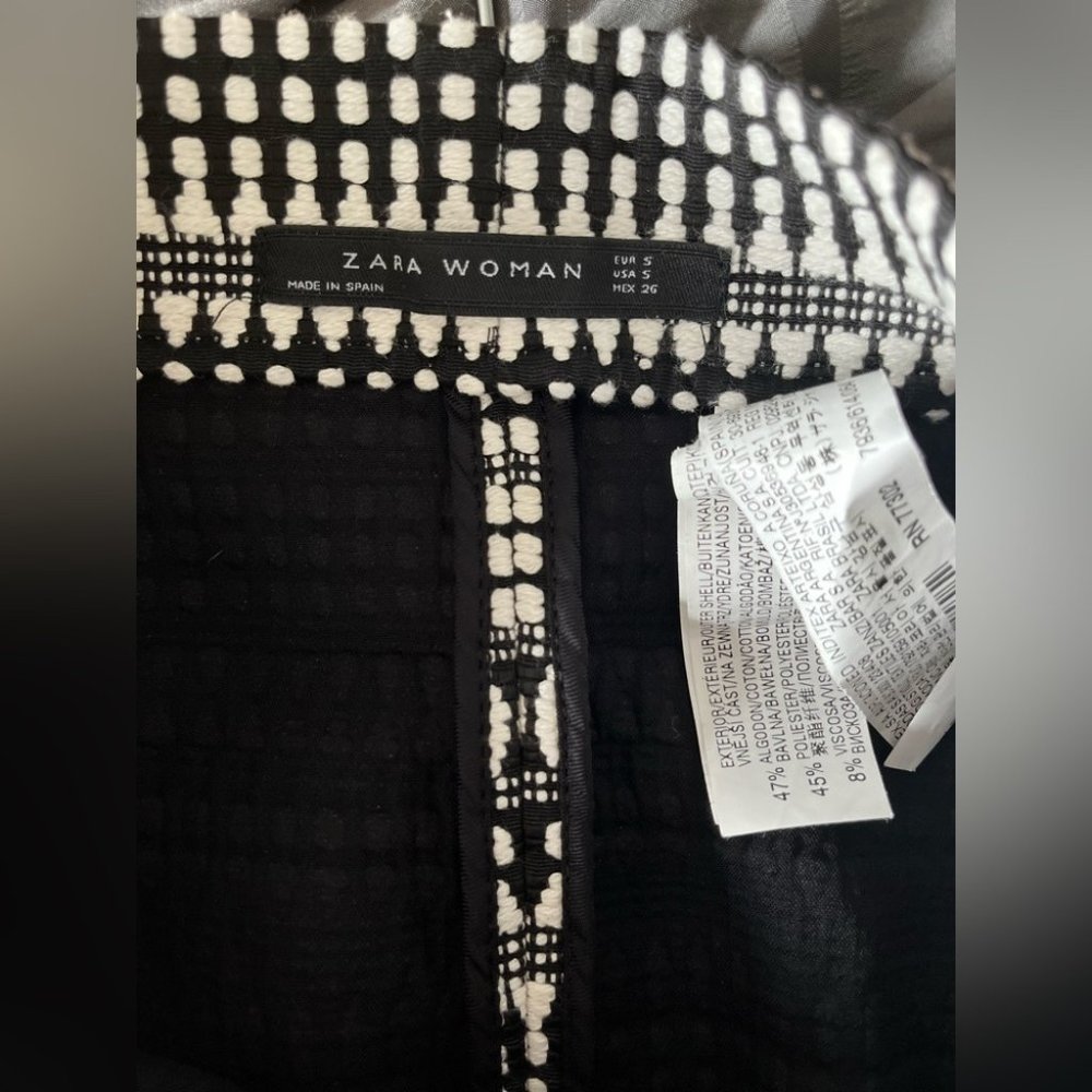ZARA Mini Skirt Size Small - Picture 4 of 5